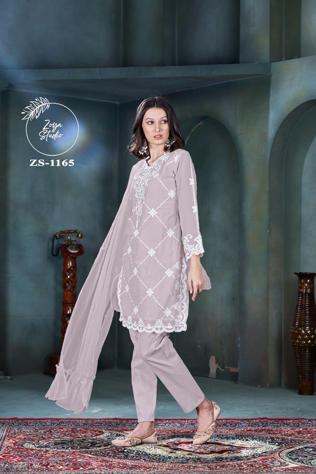 Designer stylish Tunic…Classic Georgette Fabric  with  Heavy Embroidery & HandWork , Stylish Kurti Paired with Glamours  HandWork+Embroidery sleeves & Pant With Organza  Dupatta