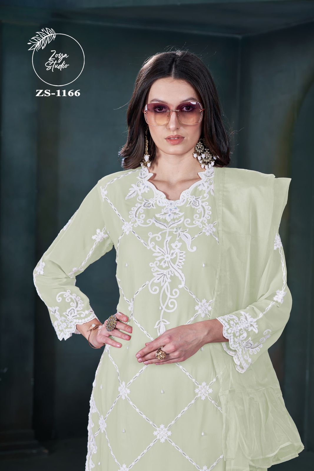 Designer stylish Tunic…Classic Georgette Fabric  with  Heavy Embroidery & HandWork , Stylish Kurti Paired with Glamours  HandWork+Embroidery sleeves & Pant With Organza  Dupatta